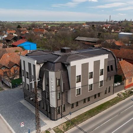 Garni Hotel Imperium Subotica Ngoại thất bức ảnh